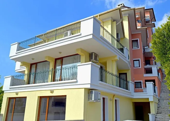 Exotic Sea-view Apartment